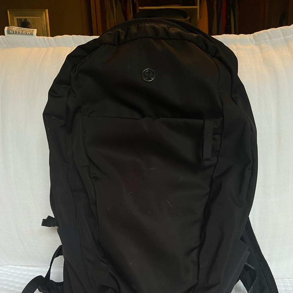 Lululemon Run Backpack